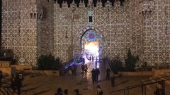 الاحتلال يمنع التجمهر في مدرج باب العامود بالقدس المحتلة