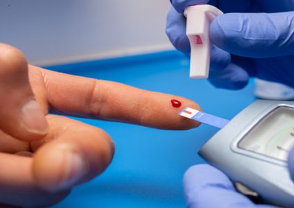 علامات تدل على أن مستويات السكر في الدم تهدد الحياة