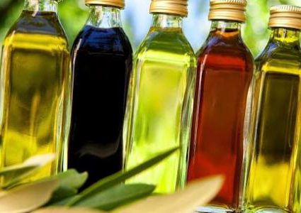 تعرفوا على فوائد استخدام هذه الزيوت في النظام الغذائي