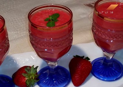 عصيرالفراولة من العصائر المنافسة في رمضان