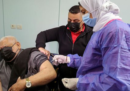 مصر تبحث مع روسيا سبل توفير لقاح "سبوتنيك V"