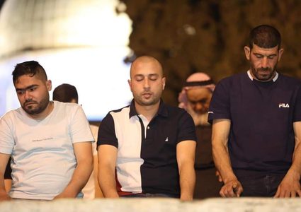 صلاة التراويح في اليوم السابع من رمضان بالمسجد الأقصى المبارك