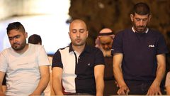 صلاة التراويح في اليوم السابع من رمضان بالمسجد الأقصى المبارك