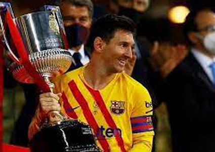 والد ميسي يثير الشكوك مجددا حول بقاء نجله في برشلونة