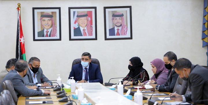 مطالبات بإلغاء حظر الجمعة وتقليص الحظر الجزئي في الاردن