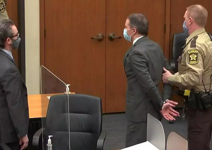 إدانة الشرطي قاتل جورج فلويد بالتهم الموجهة إليه