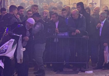 الاحتلال يغلق باب "حطة" ويمنع المصلين من أداء صلاة الفجر