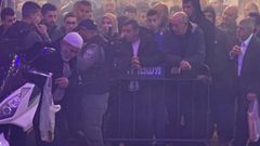 الاحتلال يغلق باب "حطة" ويمنع المصلين من أداء صلاة الفجر