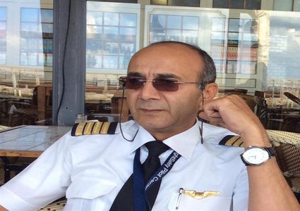 وفاة الطيار الذي تلقى تعويضا ماليا من محمد رمضان