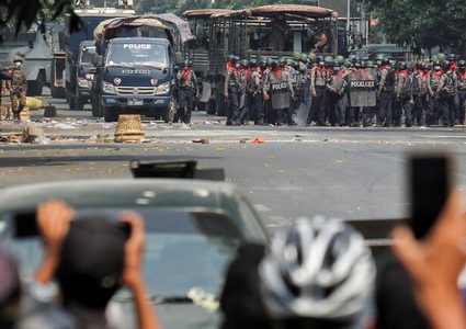 ماليزيا تكشف أن الزعيم العسكري في ميانمار وافق على وقف العنف