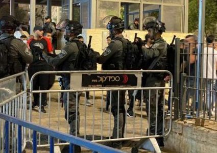 فصائل المنظمة تدين ما تقوم به سلطات الاحتلال في القدس