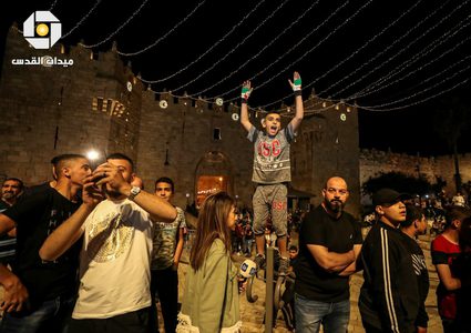 صور من الأجواء الاحتفالية في منطقة باب العامود بالقدس المحتلة