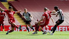 نيوكاسل يصعق ليفربول ويفرض عليه التعادل