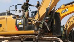 الاحتلال يطرد 3 عائلات في خربة ابزيق بحجة تدريباته العسكرية