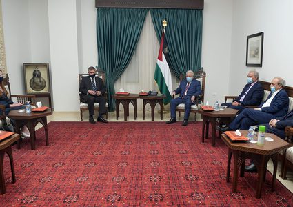 الرئيس يستقبل القنصل العام البريطاني في القدس فيليب هول