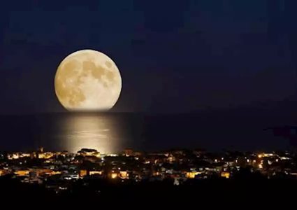 بدر رمضان.. ظهور أول قمر عملاق في عام 2021