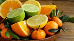 هل تسبب الحمضيات الإصابة بسرطان الجلد ؟