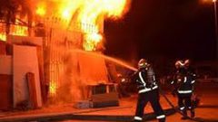 الدفاع المدني يسيطر على حريق مطعم في مخيم شعفاط