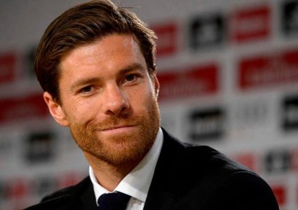 ألونسو يتجاهل كريستيانو وميسي في فريقه المفضل