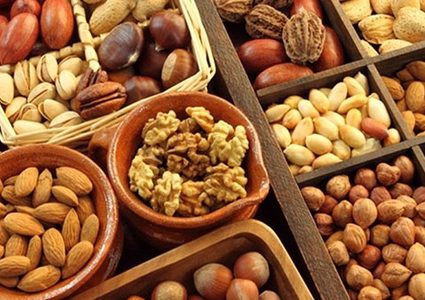 6 فوائد لتناول المكسرات في رمضان