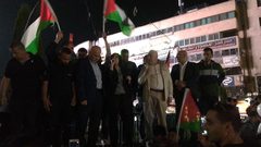 وقفة جماهيرية في نابلس دعما لقرارات القيادة والرئيس