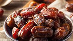 الفوائد الصحية للانتظام في تناول التمر يوميا