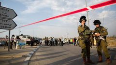 قوات الاحتلال تطلق النار على سيدة قرب مفرق "عتصيون"