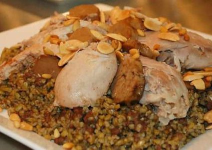 الدجاج بالفريكة