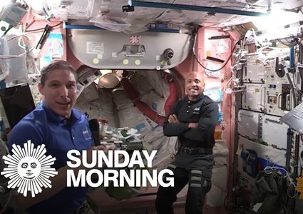 سيارات تلتهمها مياه الفيضانات في تكساس