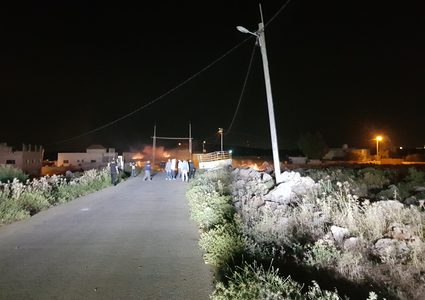 مستوطنون يهاجمون منازل المواطنين في قصرة جنوب نابلس