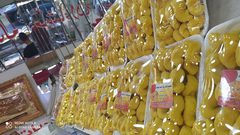 جانب من أجواء مدينة الخليل خلال شهر رمضان المبارك