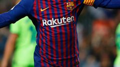 ميسي يوشك على تمديد عقده مع برشلونة لمدة عامين