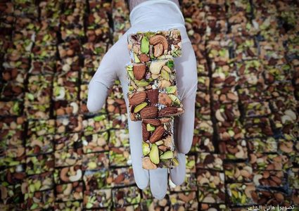 ‎مصانع الحلقوم بغزة تجهز منتجاتها قبيل عيد الفطر