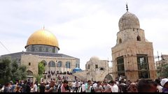 صلاة الجمعة الأخيرة من رمضان في المسجد الأقصى