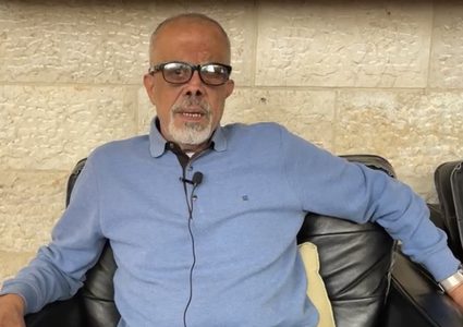 قوات الاحتلال تعتقل الأسير المحرر ناصر أبو خضير من بلدة شعفاط