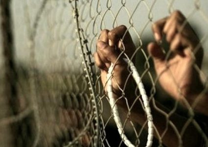 الأسيران سواركه وأبو عطوان يواصلان الإضراب رفضا للاعتقال الإداري