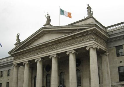 وزير خارجية إيرلندا: عمليات التهجير والقمع في الأقصى غير مقبولة