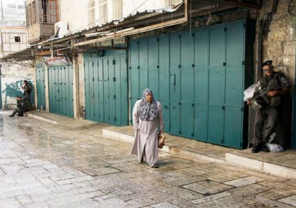 الاحتلال يغلق شوارع القدس القديمة لتأمين مسيرات المستوطنين