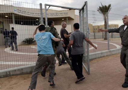 المقاومة تجبر 4 ملايين إسرائيلي للدخول للملاجئ