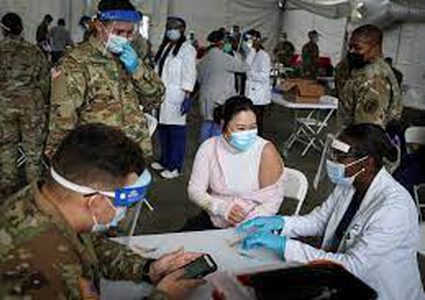الجيش الأمريكي يعلن أنه قدم لقاح كورونا لأكثر من مليون شخص