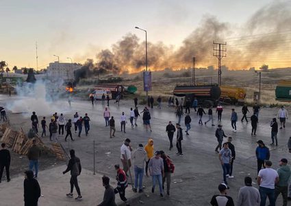الاحتلال يصيب عشرات المواطنين بالرصاص في مواجهات متفرقة بالضفة