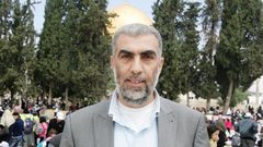 قوات الاحتلال تعتقل كمال الخطيب من منزله في كفر كنا بالجليل