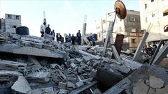 صواريخ الاحتلال تمسح أسرة من عائلة الطناني من السجل المدني