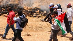 الهلال الأحمر تناشد المراكز الصحية جنوب نابلس بفتح أبوابها