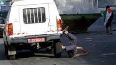 مستوطن يدعس طفلا في قرية كيسان