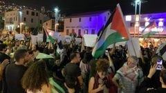 مظاهرات في عدد من مدن أراضي الـ48 وإضاءة شعلة العودة في الناصرة