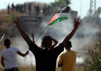 شهيدان واصابات برصاص الاحتلال خلال مواجهات في محافظات الضفة