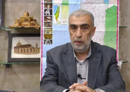 الاحتلال يمدد اعتقال الشيخ كمال خطيب