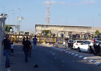 اعتقال شاب واحتجاز آخر خلال مواجهات قرب حاجز الجلمة شمال جنين