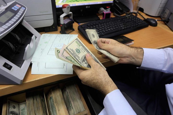 النقد:تعطيل عمل المصارف ومؤسسات الاقراض غداً في جميع المحافظات